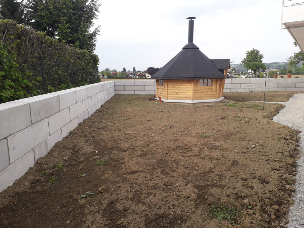 Steinmauern bei Neulinger & Leidinger Legosteinmauer